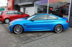 VollfolierungBMWM4perfectblue-11