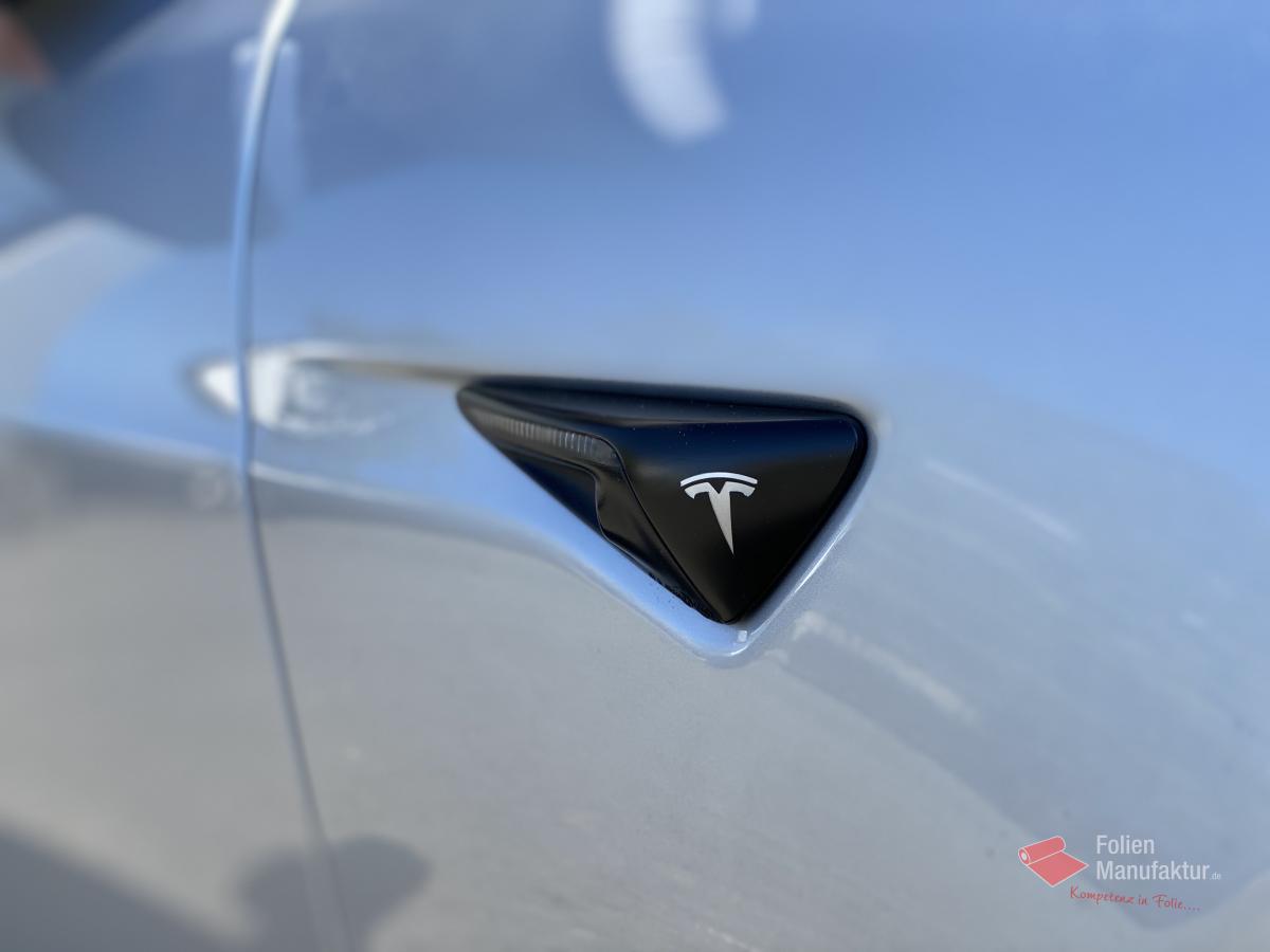 Folien Manufaktur - Tesla Model S chrome delete