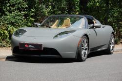 TeslaRoadstervollfolierungstealthgrau2