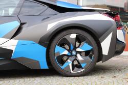 Vollfolierungbmwi8camouflage42