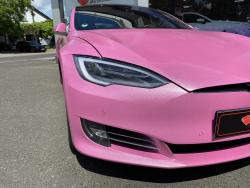 Vollfolierungtesla-s-pink-glitzer06