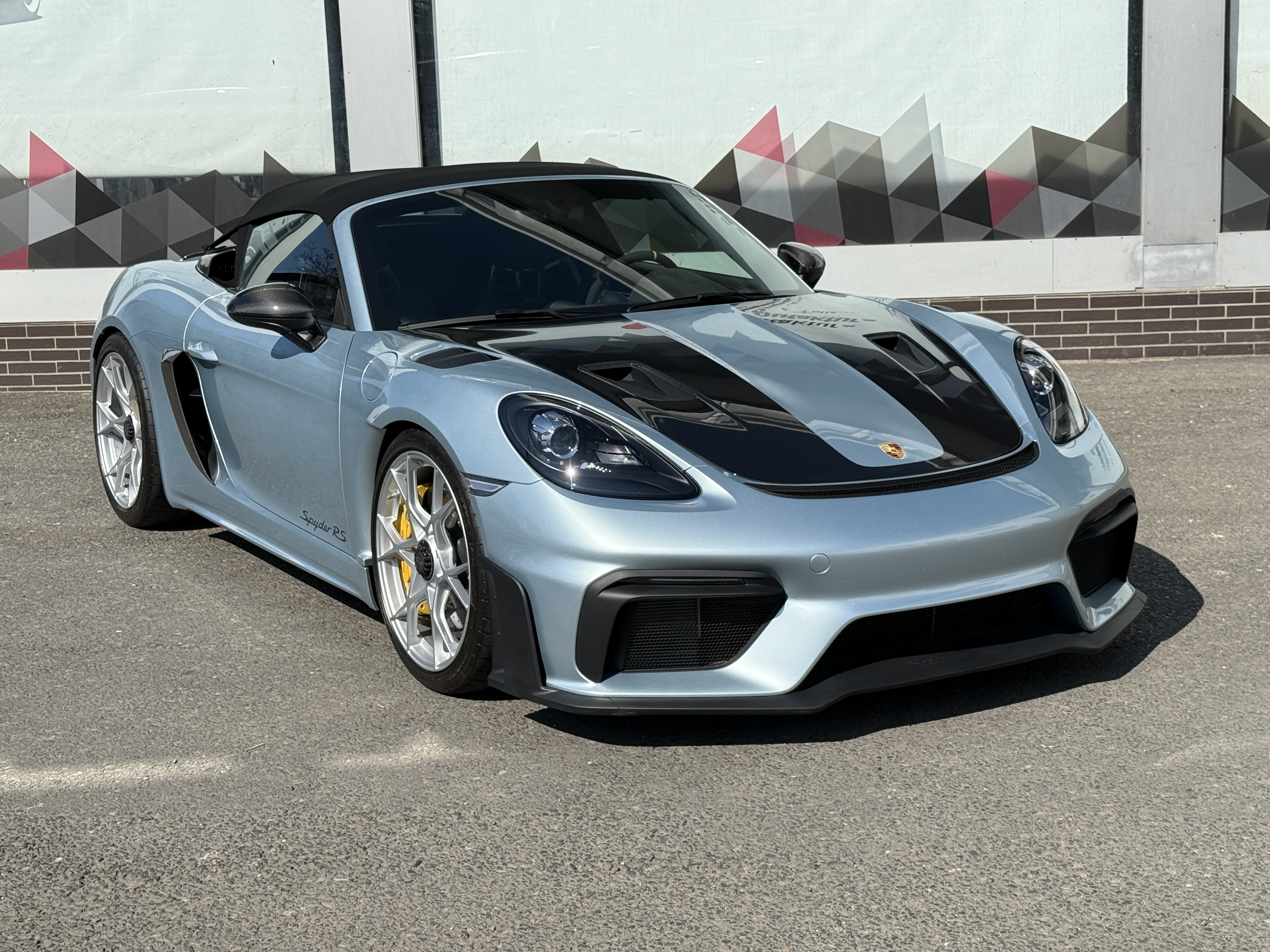 Porsche 718 Spyder RS weissach