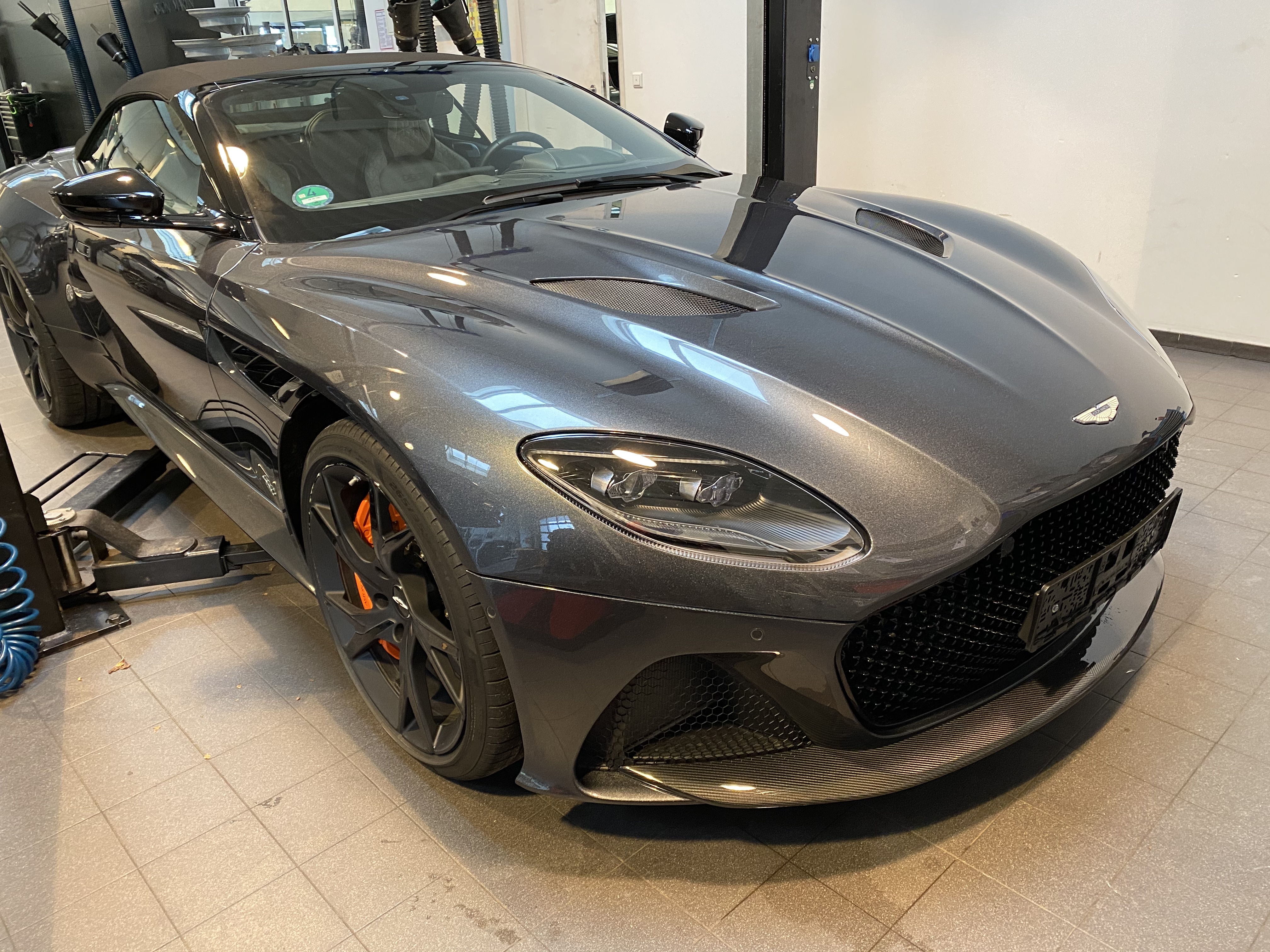 Aston Martin DBS Lackschutzfolie