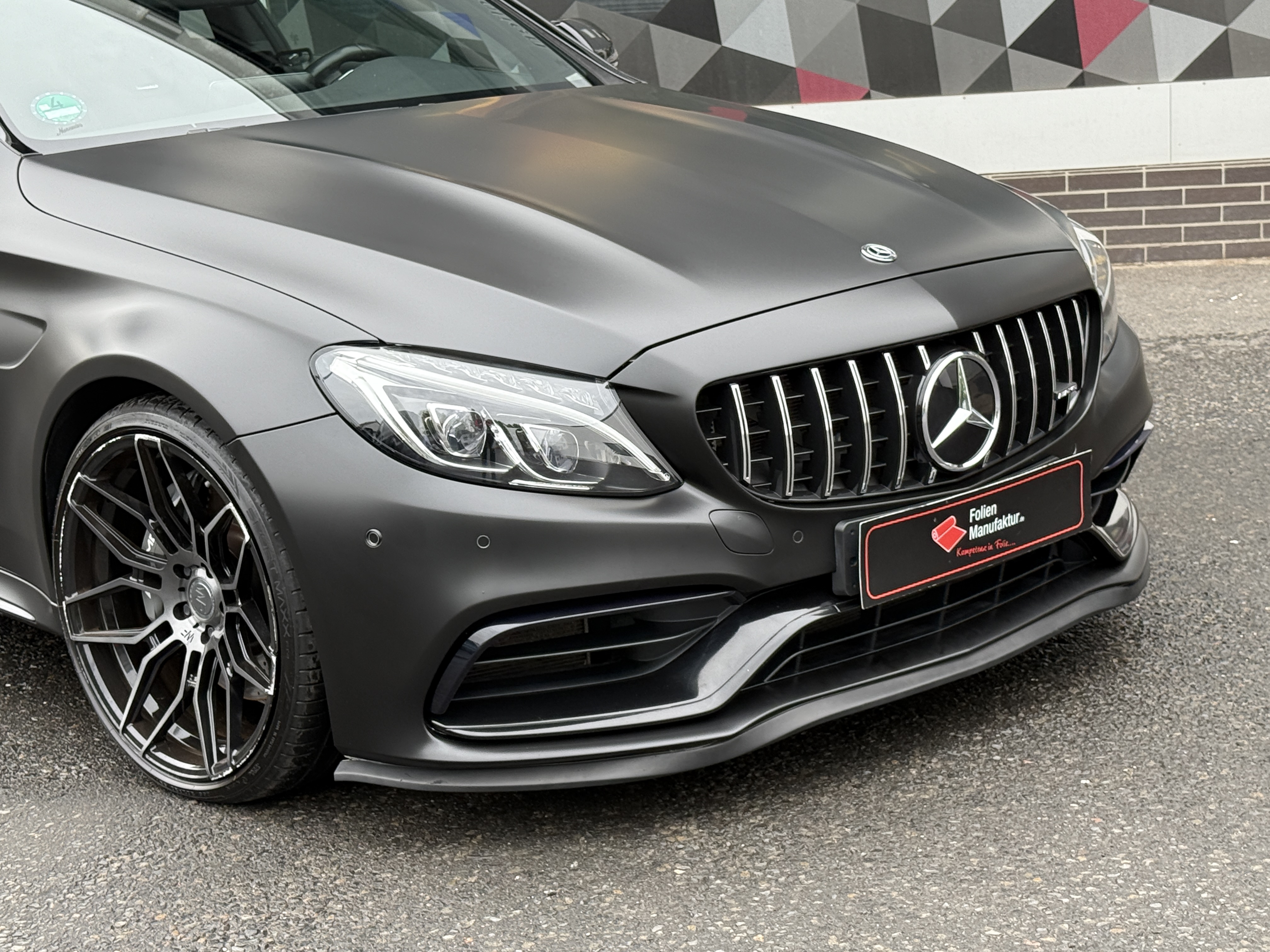 Mercedes Benz C63 AMG Vollfolierung