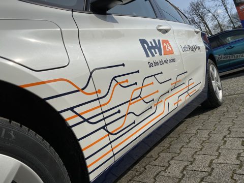 Lettering R&V BMW 2er