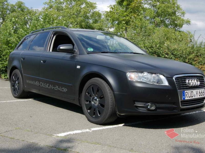 Audi A4 Vollfolierung – Bild 1