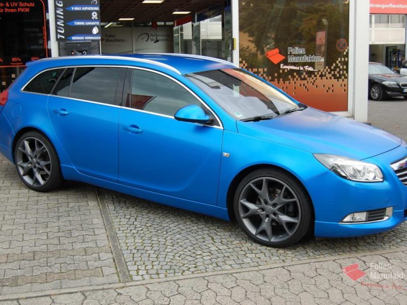 Opel Astra Vollfolierung – Bild 1
