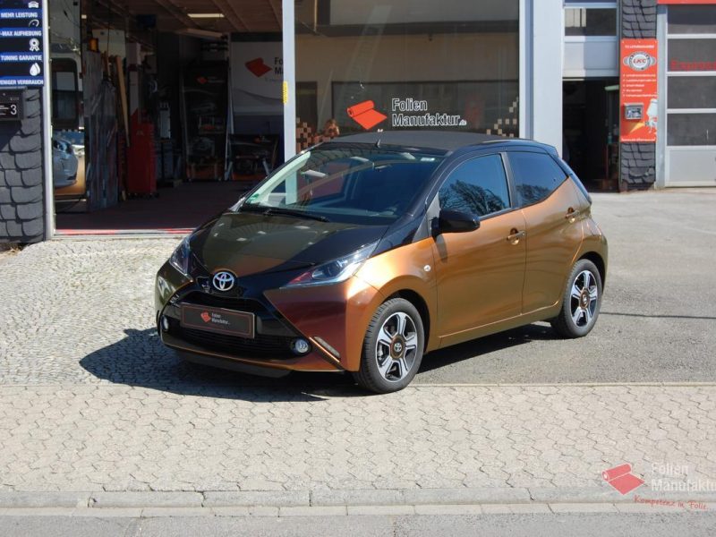Toyota Aygo Vollfolierung – Bild 1