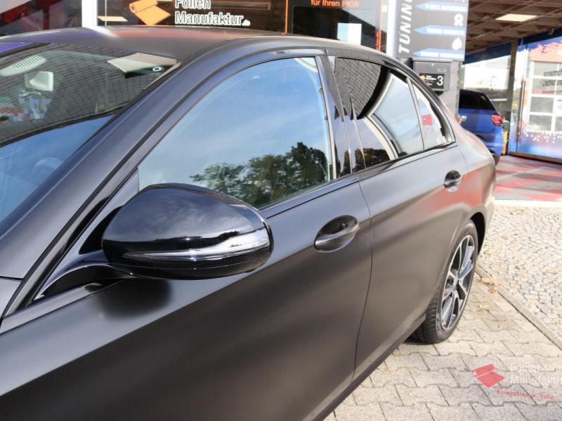 Mercedes E Klasse Vollfolierung – Bild 3