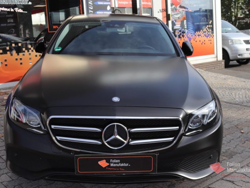 Mercedes E Klasse Vollfolierung – Bild 4