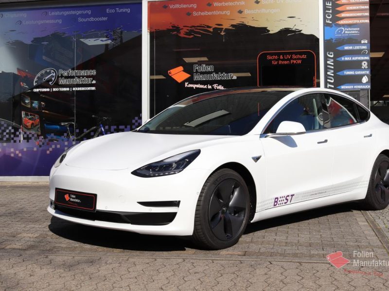 Tesla Model 3 Full Wrap – Bild 1