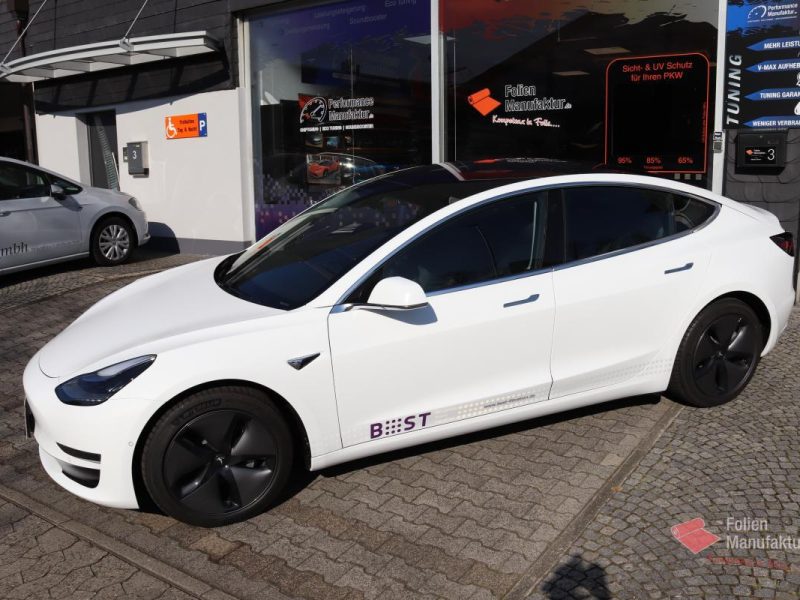 Tesla Model 3 Full Wrap – Bild 2