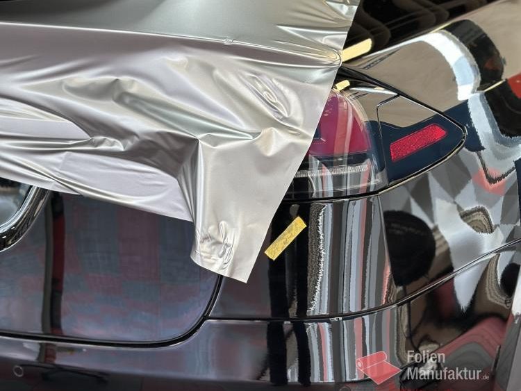 Tesla Model X Plaid Vollfolierung wrapping – Bild 13