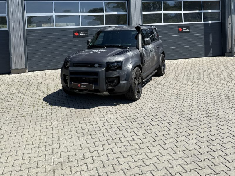 Land Rover Defender 110 Vollfolierung – Bild 12