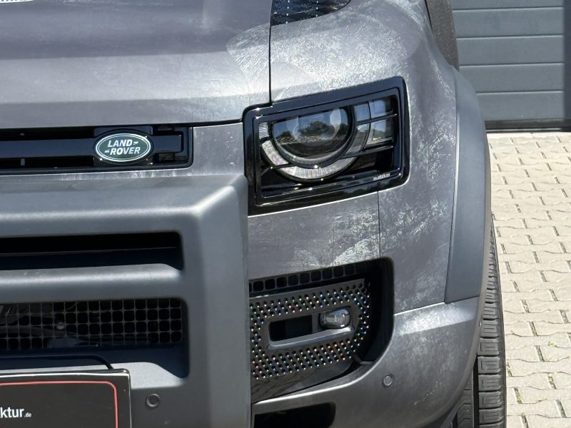 Land Rover Defender 110 Vollfolierung – Bild 9