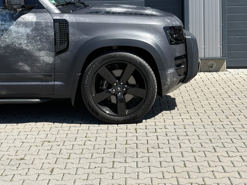 Land Rover Defender 110 Vollfolierung – Bild 20