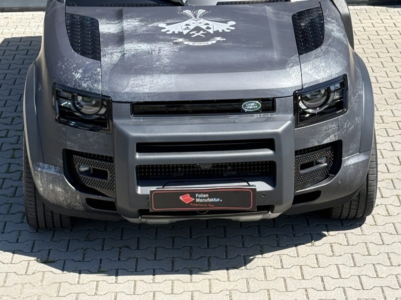 Land Rover Defender 110 Vollfolierung – Bild 8