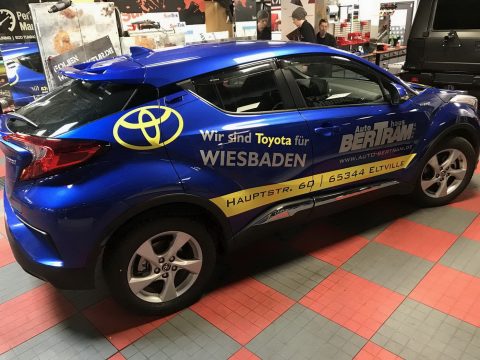 Lettering Toyota CHR