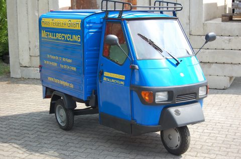 Lettering Piaggio APE