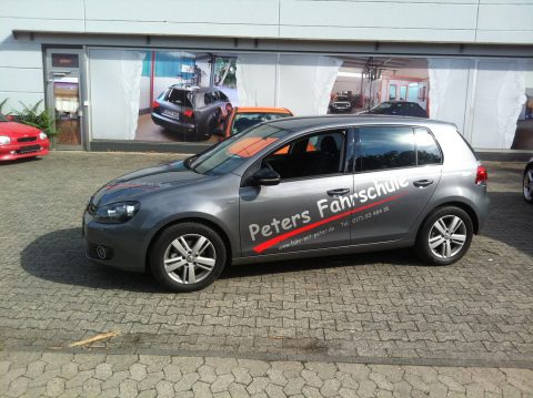 Lettering Peters Fahrschule