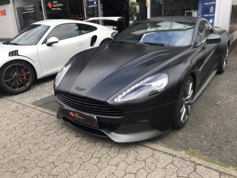 Aston Martin Vanquish One of seven Lackschutzfolierung