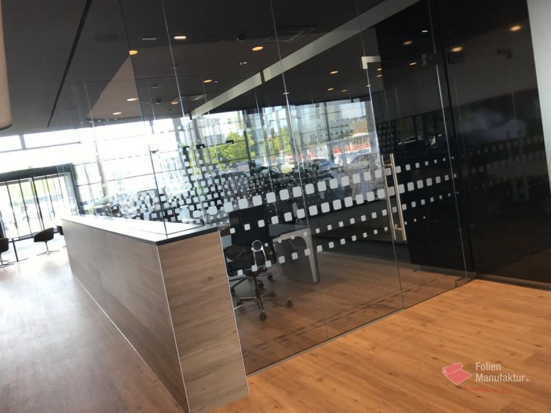Milchglasfolierung Pixelschwarm – Bild 7
