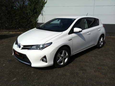 Toyota Auris Window Tinting