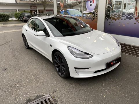 Tesla Model 3 chrome delete