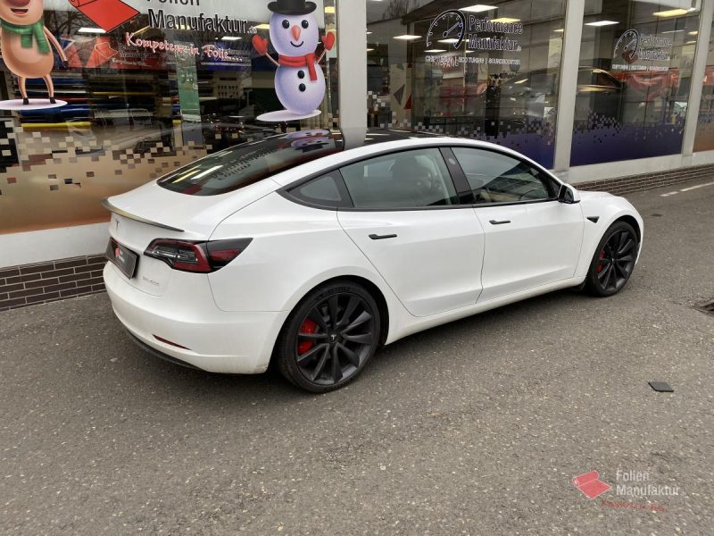 Tesla Model 3 chrome delete – Bild 3
