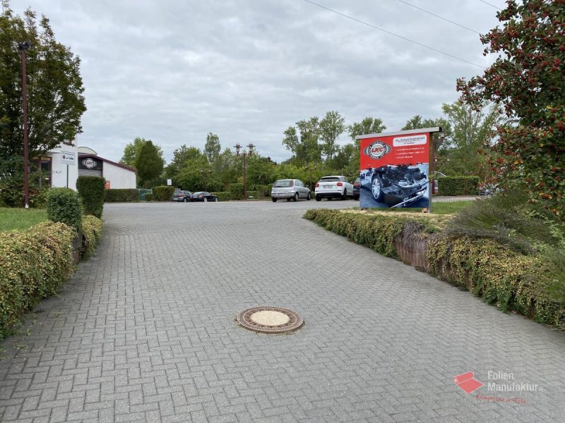 Beschilderung Autolackiererei LKC – Bild 2