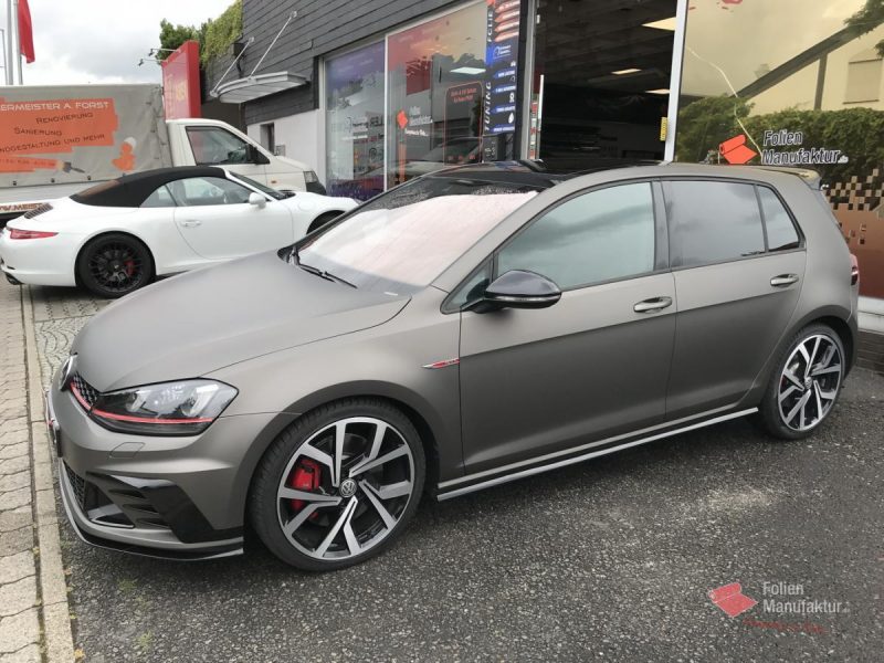 VW Golf GTI Clubsport Full Wrap – Bild 1