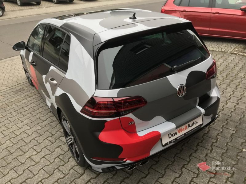 VW Golf R Camouflage Vollfolierung – Bild 8