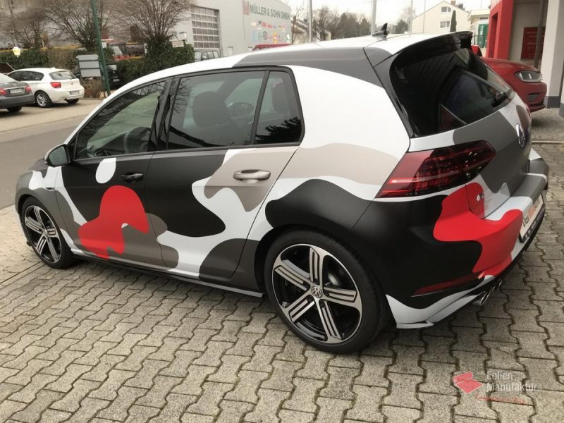 VW Golf R Camouflage Vollfolierung – Bild 7