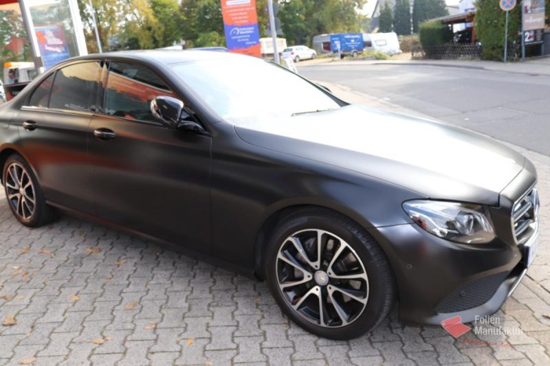 Mercedes E Klasse Vollfolierung – Bild 7
