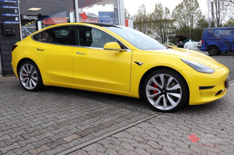 Tesla Model 3 Full Wrap – Bild 2