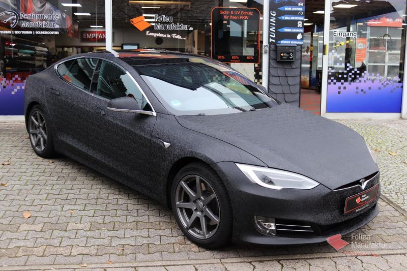 Tesla Model S Vollfolierung – Bild 1