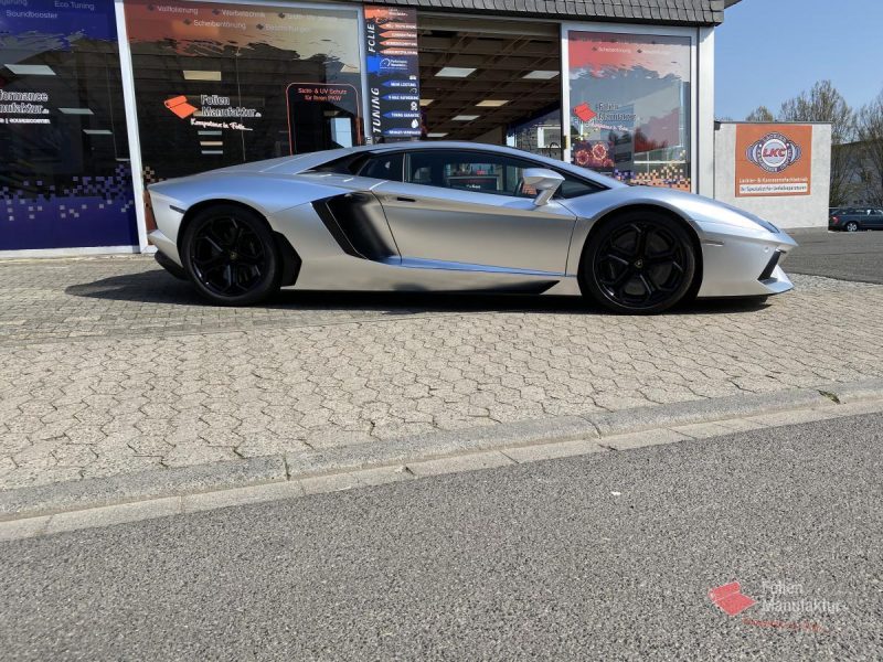 Lamborghini Aventador Full Wrap – Bild 3