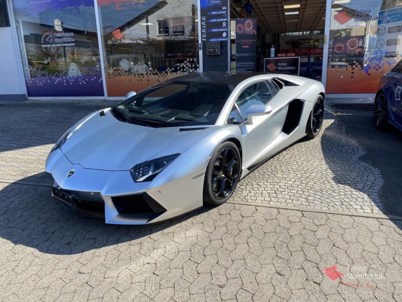 Lamborghini Aventador Full Wrap – Bild 1