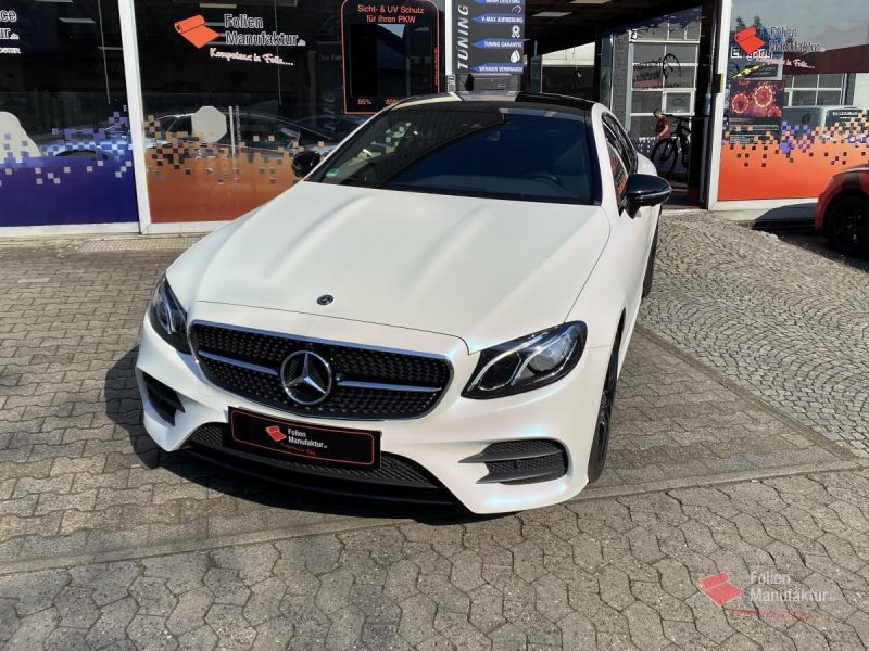 Mercedes E Klasse Vollfolierung – Bild 2