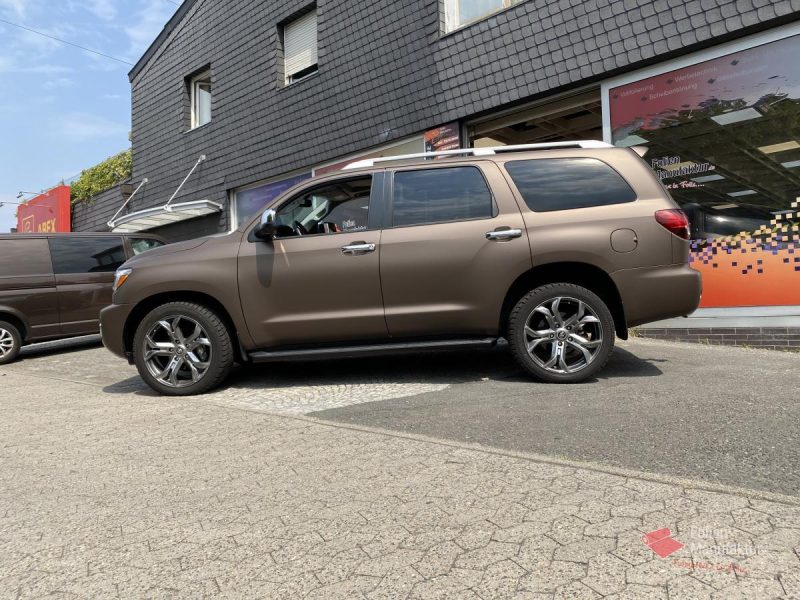 Toyota Sequoia Full Wrap – Bild 3