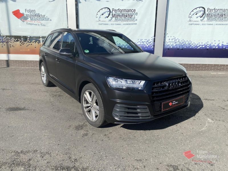Audi Q7 Vollfolierung – Bild 1