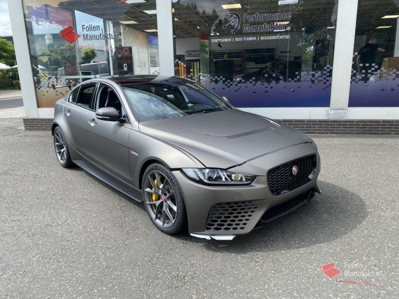 Jaguar Project 8 Vollfolierung – Bild 1