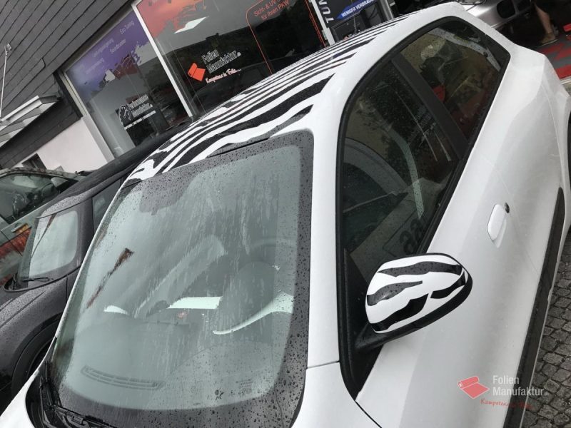 Renault Clio Zebrafolierung – Bild 4