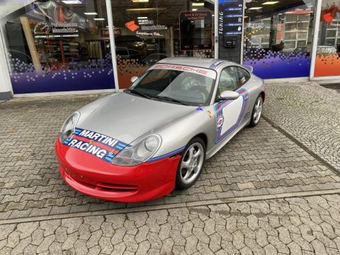 Porsche 911 Martini Design