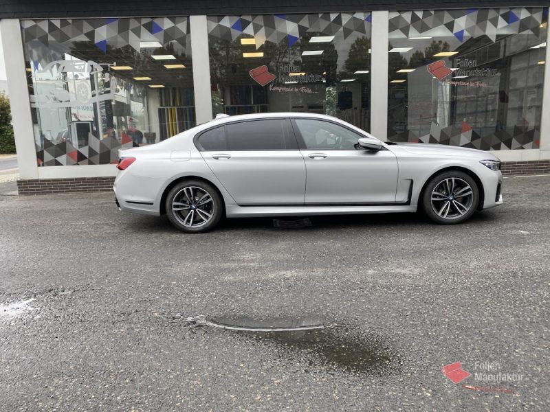 BMW 750Li Full Wrap – Bild 2