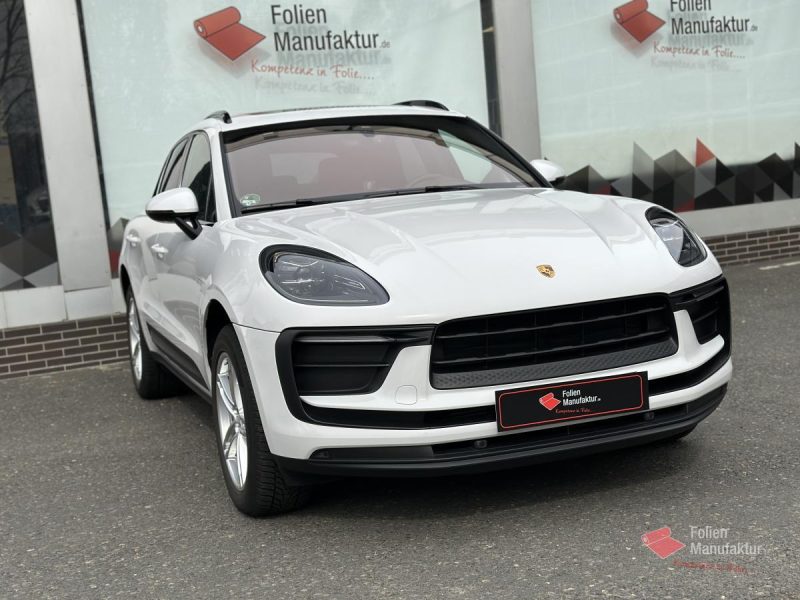 Porsche Macan Full Wrap in Chalk (Kreide) – Bild 9