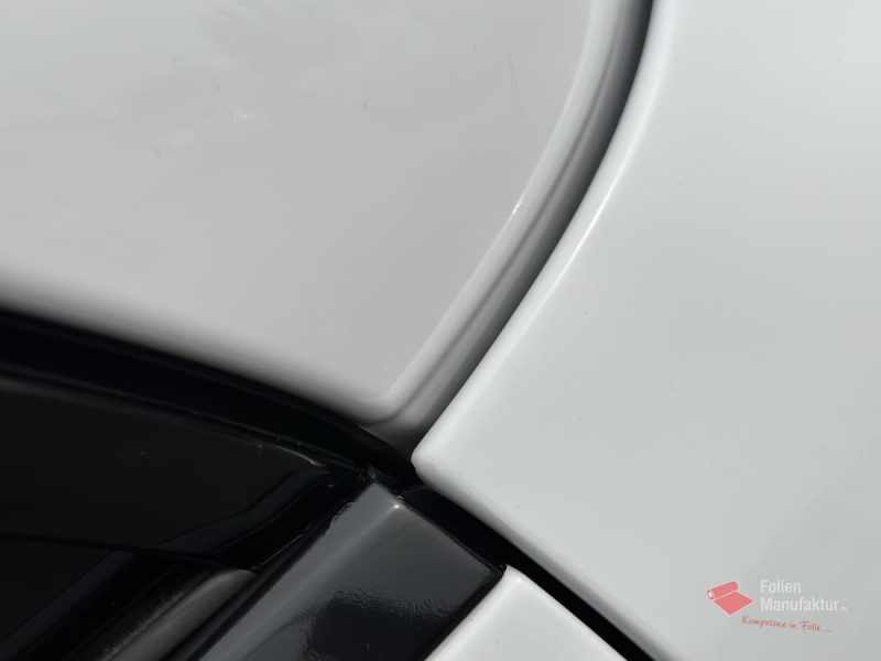 Porsche Macan Full Wrap in Chalk (Kreide) – Bild 5