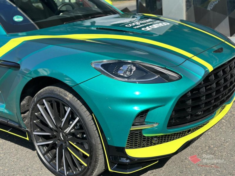 Aston Martin DBX 707 vollfolierung Safety Car Design – Bild 3