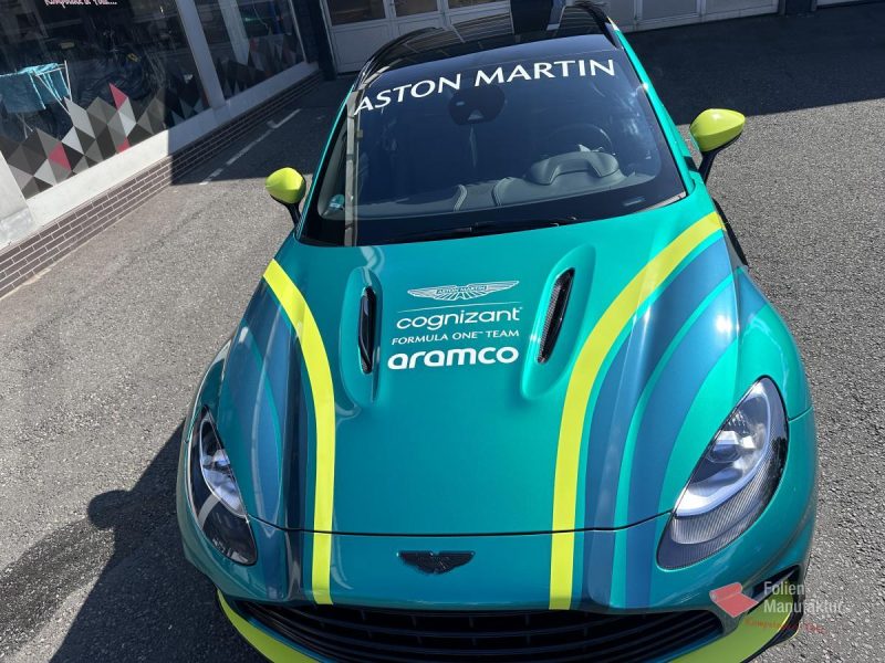 Aston Martin DBX 707 vollfolierung Safety Car Design – Bild 8
