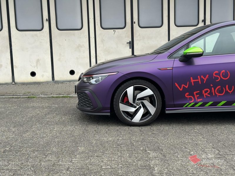 VW Golf 8 GTi Designfolierung Joker – Bild 8